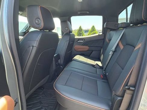 New 2026 GMC Canyon AT4 AWD/4WD image 34