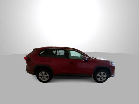 Certified 2022 Toyota RAV4 XLE image 9