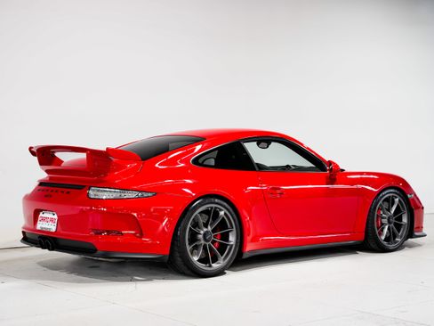 Used 2015 Porsche 911 GT3 RWD image 3