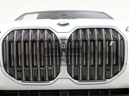 Used 2023 BMW i7 xDrive60 AWD/4WD image 63