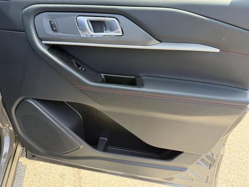 New 2026 Ford Explorer ST-Line w/ ST-Line Street Pack RWD image 7