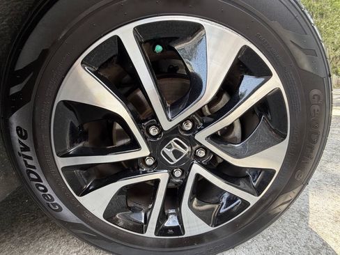Used 2014 Honda Civic EX image 16