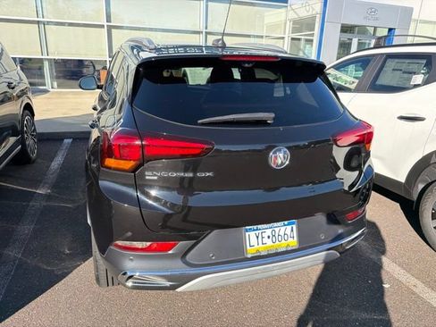 Used 2022 Buick Encore GX Essence w/ Advanced Technology Package AWD/4WD image 9