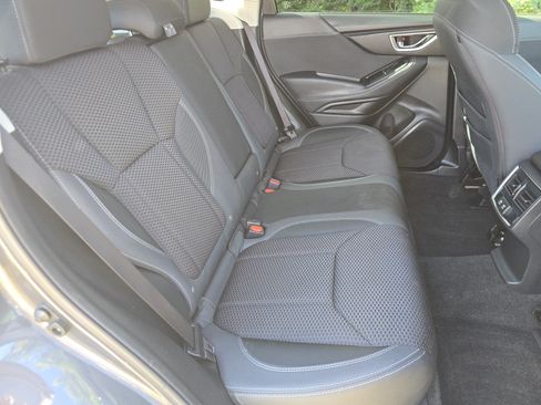 Used 2020 Subaru Forester Premium AWD/4WD image 17