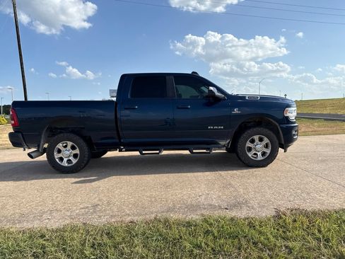 Used 2021 RAM 2500 Big Horn w/ Level B Equipment Group AWD/4WD image 9