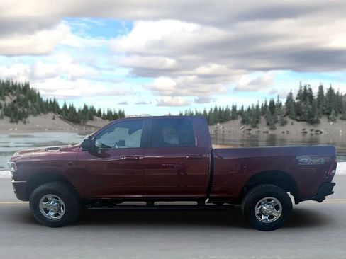 Used 2021 RAM 2500 Big Horn w/ Level 2 Equipment Group AWD/4WD image 6