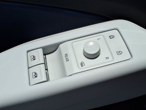 Certified 2023 Volkswagen ID.4 Pro S RWD image 32