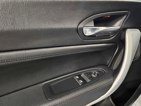 Used 2015 BMW M235i Coupe image 28