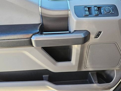 Used 2019 Ford F150 XLT w/ Equipment Group 302A Luxury image 30