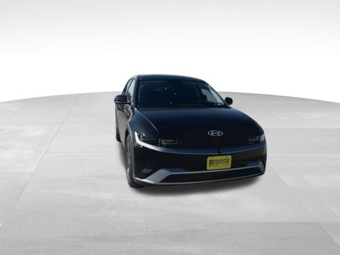 Used 2025 Hyundai Ioniq 5 SE image 6