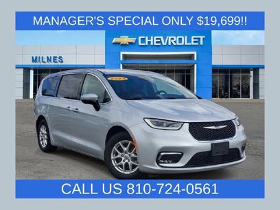 Used 2023 Chrysler Pacifica Touring-L