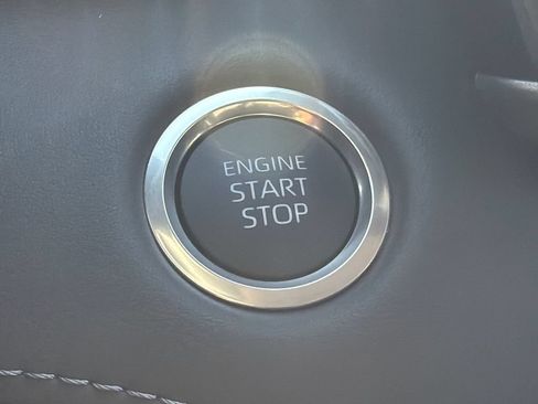 New 2026 Toyota Highlander Limited AWD/4WD image 38
