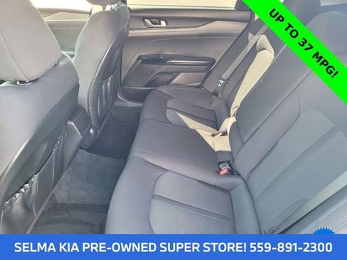 Used 2021 Kia K5 LXS image 8