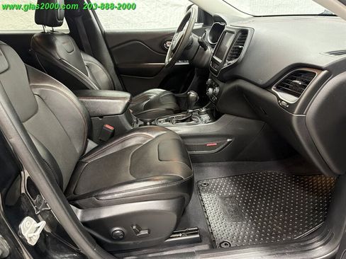 Used 2022 Jeep Cherokee Trailhawk w/ Sound & Nav Group AWD/4WD image 21