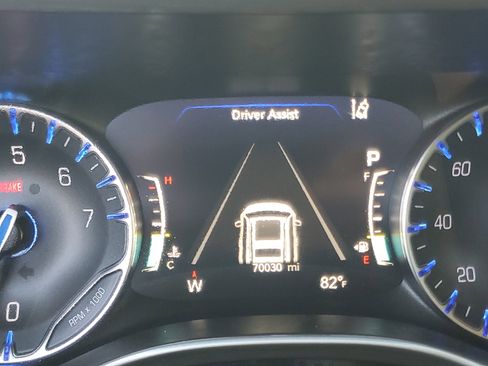 Used 2022 Chrysler Pacifica Touring-L image 22