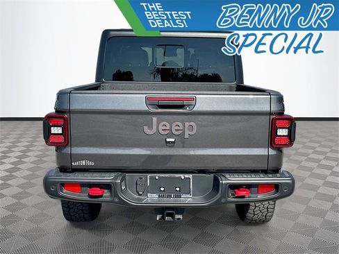 Used 2024 Jeep Gladiator Rubicon w/ Safety Group image 6