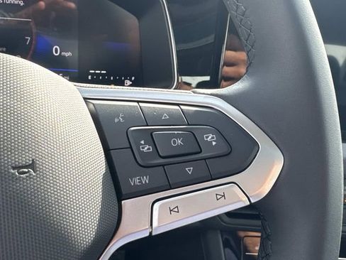 New 2026 Volkswagen Jetta SE FWD image 19