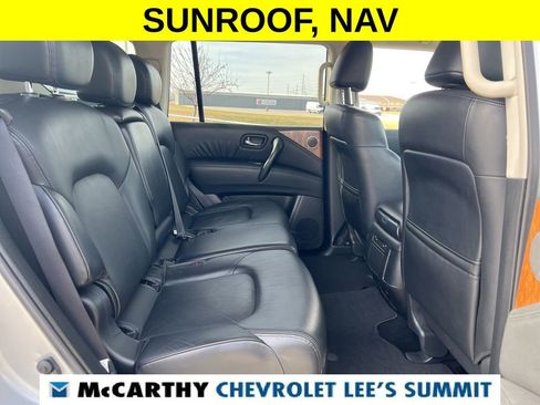 Used 2024 Nissan Armada SL image 31