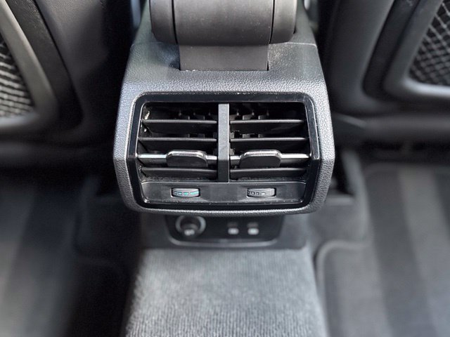 Used 2025 Audi Q3 2.0T Premium AWD/4WD image 34
