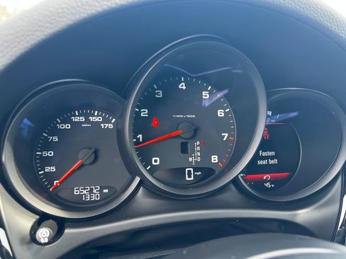 Used 2020 Porsche Macan Base image 20