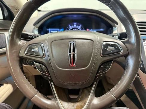 Used 2018 Lincoln MKZ Select w/ Technology Package image 13