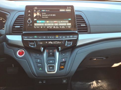 Certified 2025 Honda Odyssey EX-L image 27