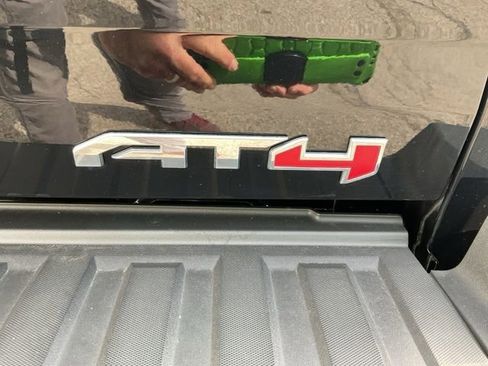 Used 2021 GMC Canyon AT4 image 9