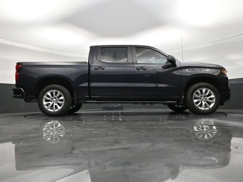 Used 2022 Chevrolet Silverado 1500 Custom RWD image 22
