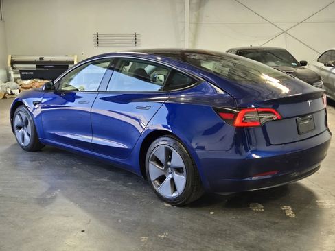 Used 2023 Tesla Model 3 Standard Range RWD image 2