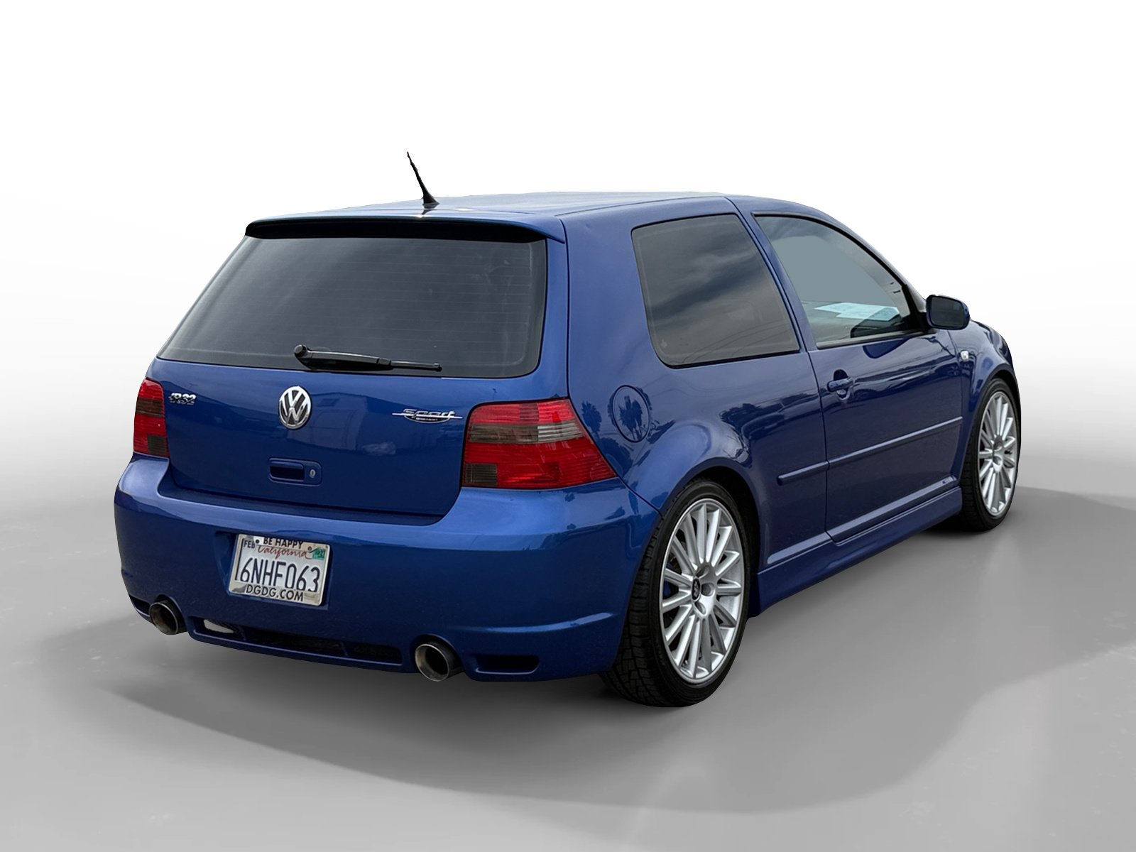 Used 2004 Volkswagen R32 AWD/4WD image 5