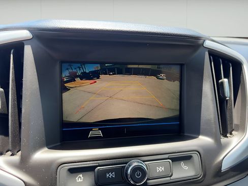 Used 2019 GMC Terrain SLE w/ Driver Convenience Package FWD image 8