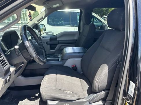 Used 2017 Ford F150 XL w/ Equipment Group 101A Mid AWD/4WD image 9