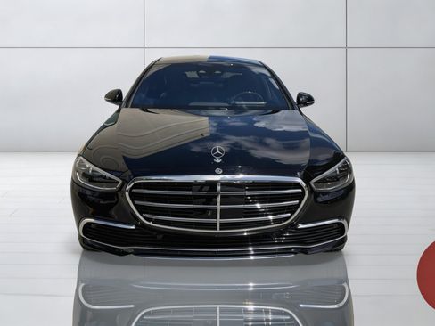 Used 2025 Mercedes-Benz S 500 4MATIC image 5
