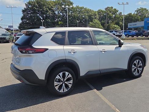 Certified 2023 Nissan Rogue SV image 39