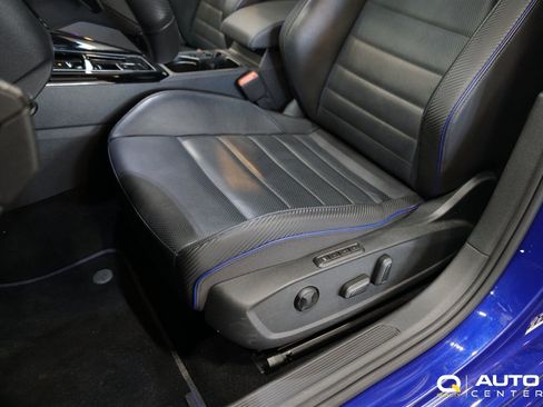 Used 2024 Volkswagen Golf R AWD/4WD image 14