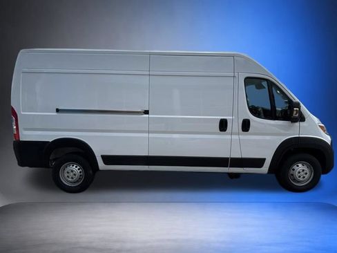 Used 2023 RAM ProMaster 2500 FWD image 5