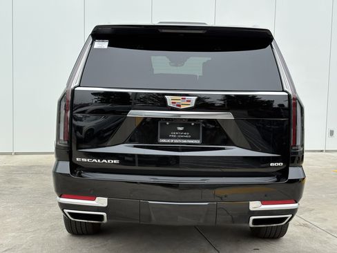 Used 2026 Cadillac Escalade ESV Platinum Luxury w/ LPO, Floor Liner Package AWD/4WD image 8
