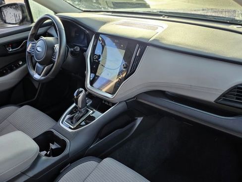 Certified 2025 Subaru Outback Premium image 9