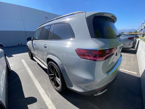 Used 2026 Mercedes-Benz GLS 580 4MATIC image 4