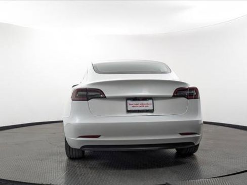 Used 2023 Tesla Model 3 Standard Range image 6