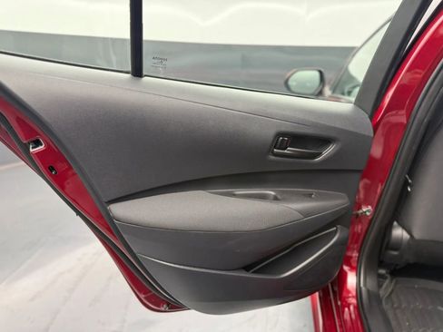 Used 2025 Toyota Corolla LE FWD image 27
