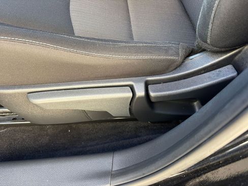 Used 2025 Nissan Sentra SV image 23