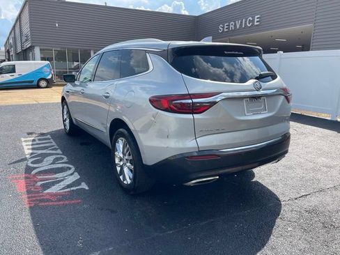 Used 2021 Buick Enclave Essence w/ Sound and Sites Package FWD image 5