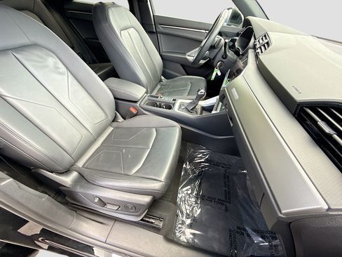 Used 2025 Audi Q3 2.0T Premium AWD/4WD image 14