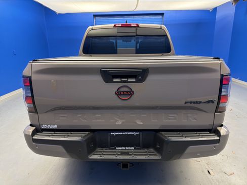 Used 2024 Nissan Frontier PRO-4X w/ Technology Package image 6