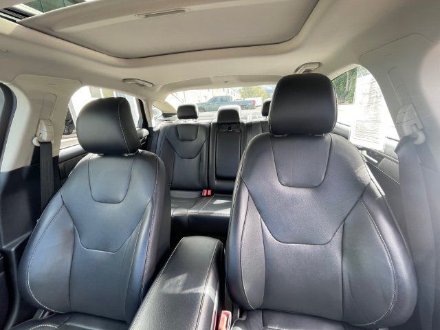 Used 2019 Ford Fusion Titanium FWD image 12