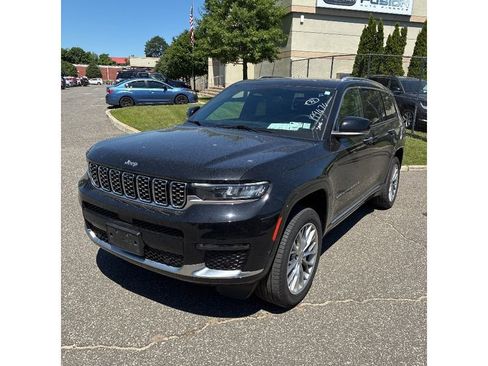 Used 2023 Jeep Grand Cherokee L Summit AWD/4WD image 2