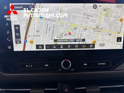 Used 2025 Mitsubishi Outlander SE FWD image 19