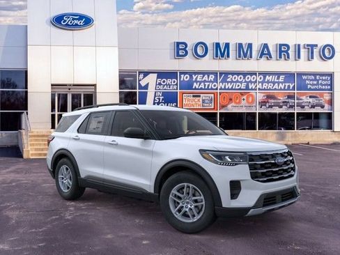 New 2026 Ford Explorer Active AWD/4WD image 7
