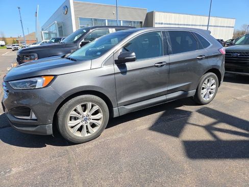 Used 2020 Ford Edge Titanium w/ Equipment Group 301A image 7